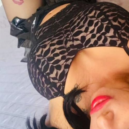 Georgina — escort a Komárno