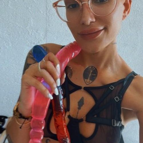 Mistress Giselle — مرافقة في جنيف