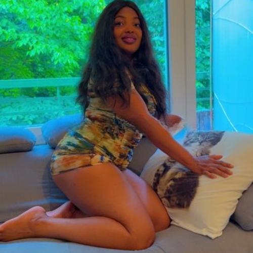 Abby Loveth — escort in Lausanne