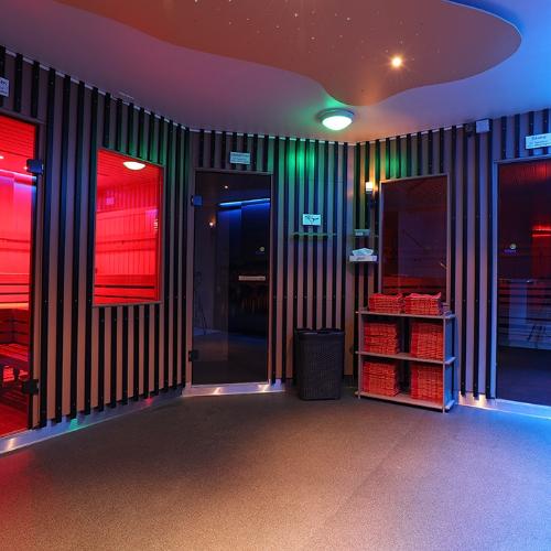 Cäsars Club-sauna — erotikus hely itt: Zürich, 4. fotó