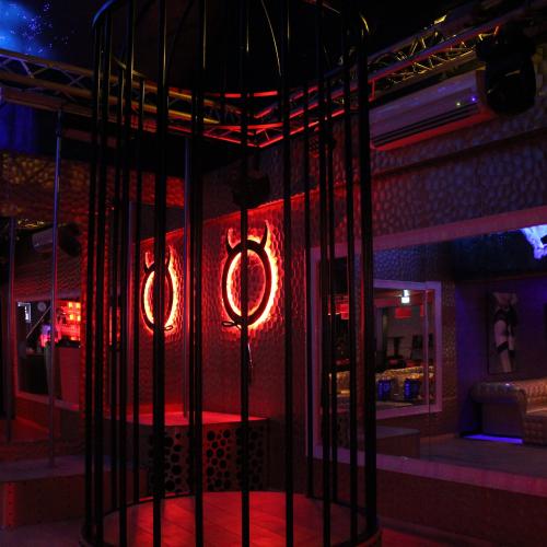 L'orphéa Club — ερωτικός χώρος στην πόλη Moult