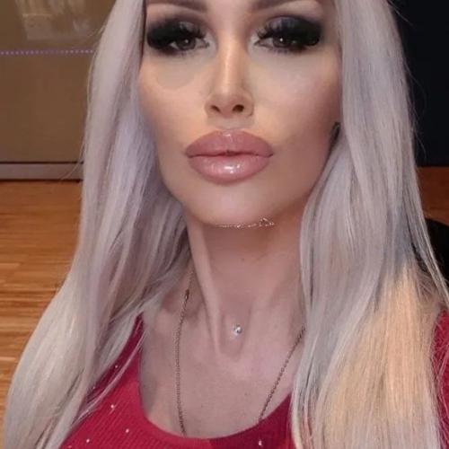 Oliwia — escortă în Katowice