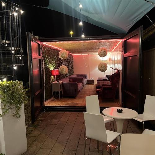 The Vanilla Alternative — erotic venue in Tempsford