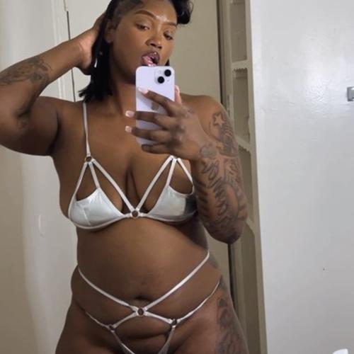 Alizaebarbie — escort in Richmond