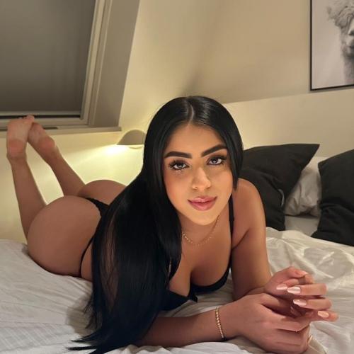 Alessandra — escort in Munich