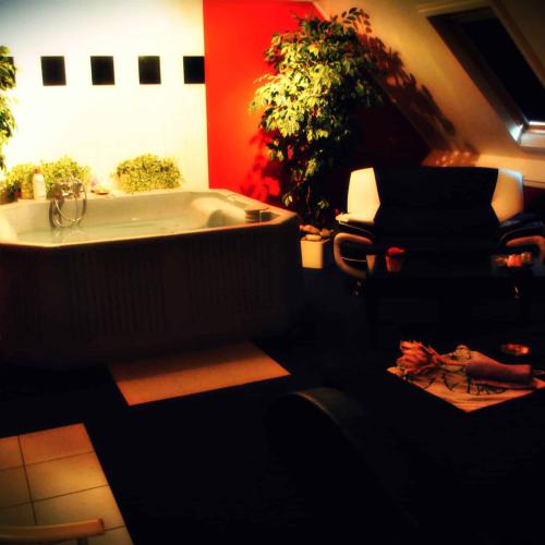 Club4you — erotische gelegenheid in Hoogezand