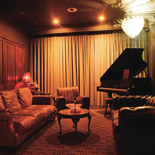 23 Paul Street — erotic venue in London