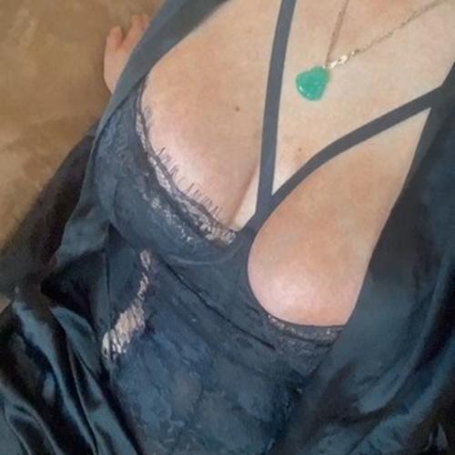 Isabella Laurent — acompanhante em Inland Empire