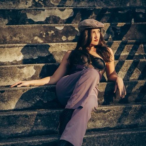 Kat Monoroe — Jacksonville şehrinde eskort