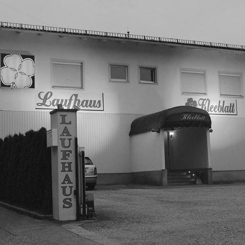 Laufhaus Kleeblatt — Wels 성인 업소