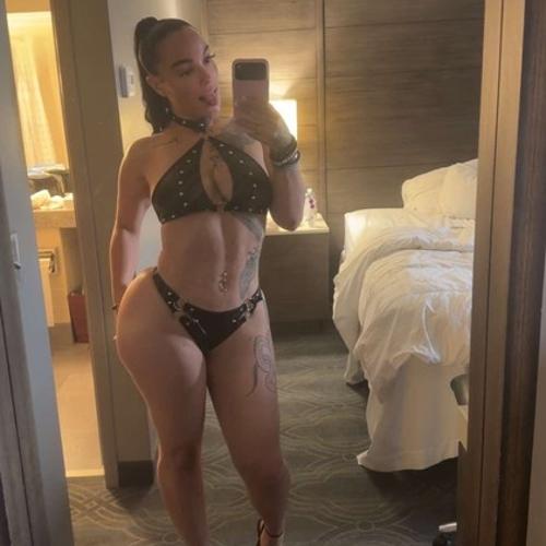 Rose — escort in Minneapolis