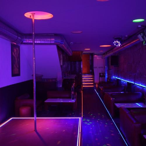Life Strip Club — erotic venue in Porto