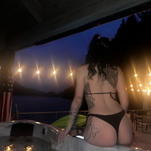 Saintxoxo — escort à Arlington