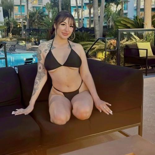 Malaynah — Escort in Ontario