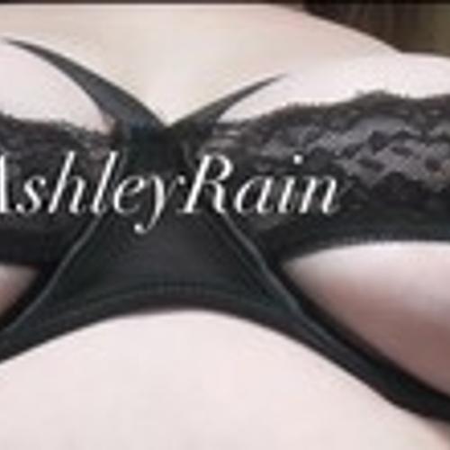 Ashley Rainn — eskort v Riverside