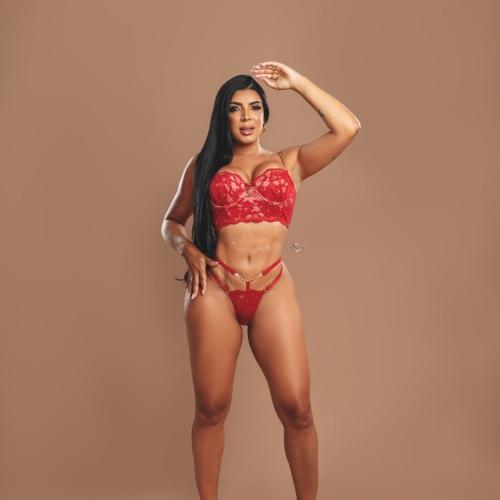 Miirella — eskorta w Turyn