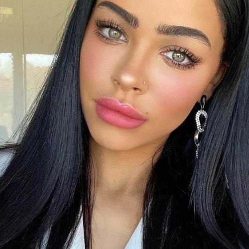 Xandra — escort in Bucharest