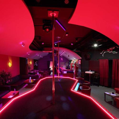Kabaret Metro Bar — erotic venue in Zlín
