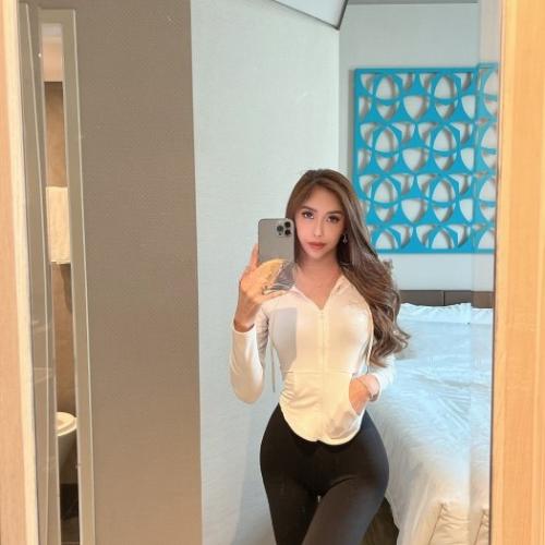 Angela Smith — escort in Macau