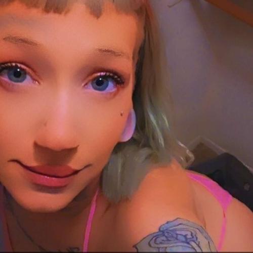 Alice Inwonderbra — eskorte i Tempe