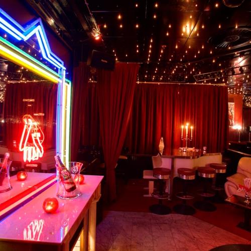 Beverly Bar & Nightclub — erotický podnik v Brémy