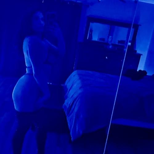 Isabella Laurent — acompanhante em Inland Empire