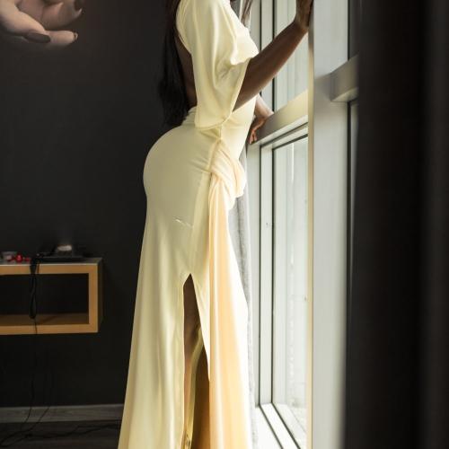 Melissa Black — Viana do Casteloのエスコート