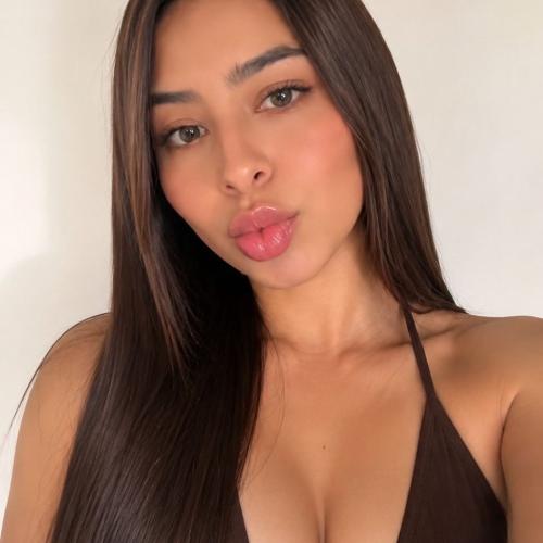Nikol — escort in Rīga