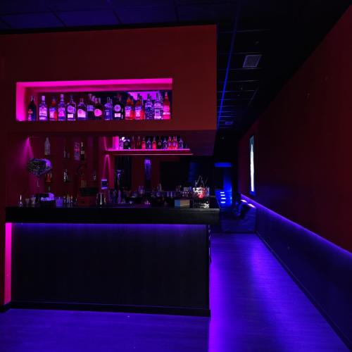 Lsn Club Le Sabbie Nere — erotic venue in Nicolosi