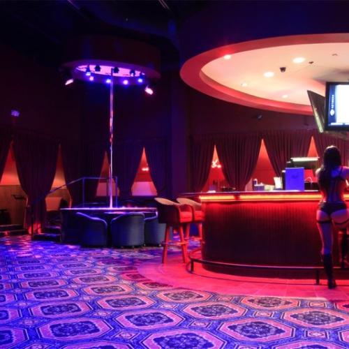 Rick's Cabaret Dfw — erotický podnik v Fort Worth