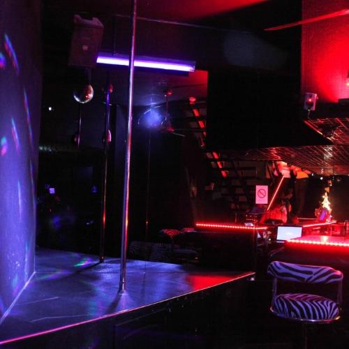 Le Boa — locale erotico a Nizza, foto 2