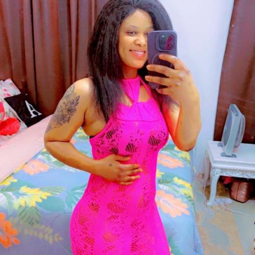 Candy — escort in Kuwait City