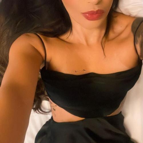 Paola — eskorte i Brussel