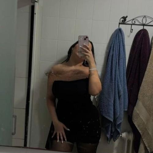 Lala — συνοδός στην πόλη Μπακού