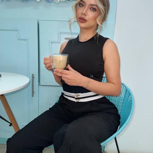 Mariana — escort in Parijs