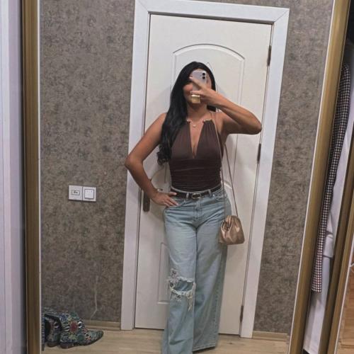 Lela — escort in Baku