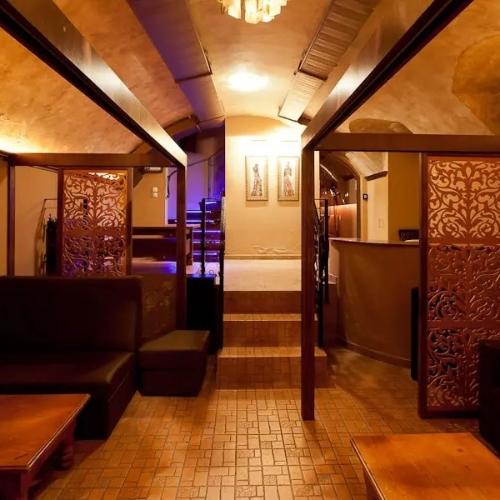Marilyn Night Club — erotic venue in Budapest