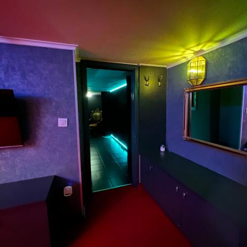 Showgirls Budapest Vip Lounge & Bar — erotic venue in Budapest