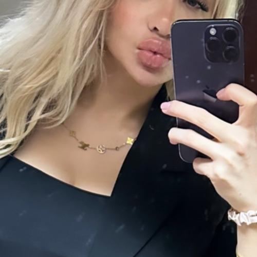 Sara — escort en Doha
