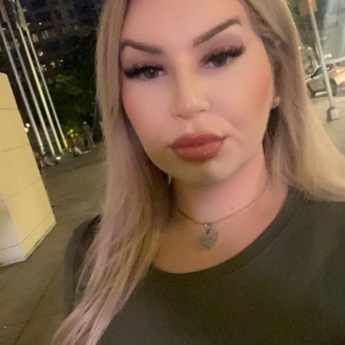 Nadia Luve — escort in Raleigh