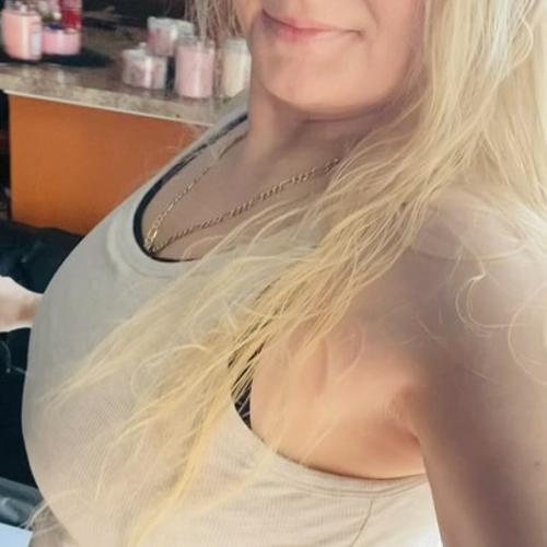 Lovelynn — Escort in Richmond