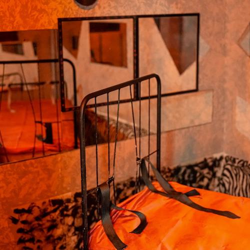 Kinky Kingdom — 토리노 성인 업소
