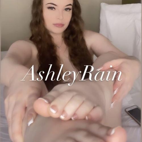 Ashley Rainn — eskort v Riverside