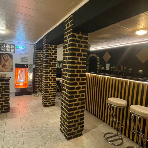 Club Laluna — Erotik-Location in Moers