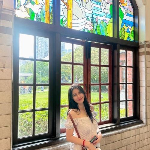 Lily — escortă în Taipei