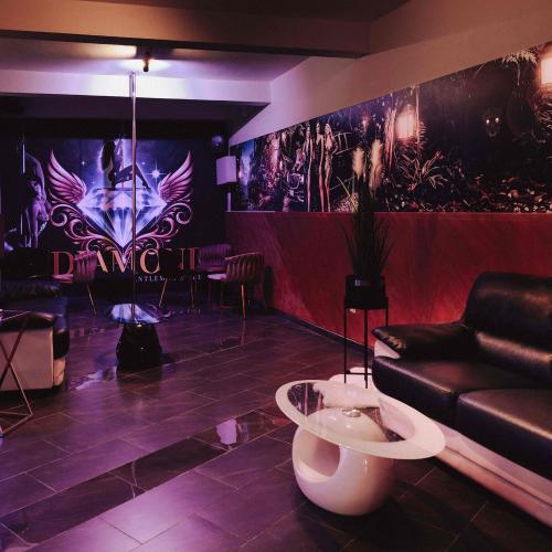 Diamond Strip Club — erotic venue in Košice, photo 3
