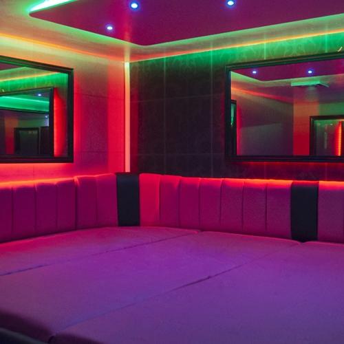 Chameleons — erotic venue in Darlaston