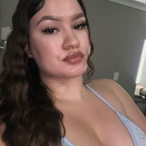 Alexis Xo — kísérő itt: Raleigh