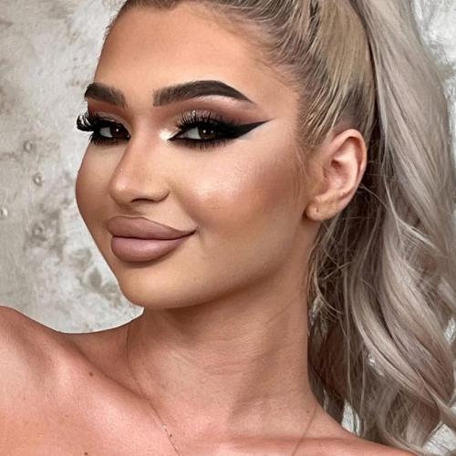 Katia — eskort i Bukarest