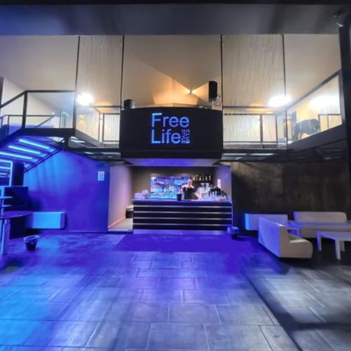 Freelife Style Club — ερωτικός χώρος στην πόλη Cusago